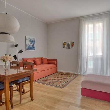 Joivy Lovely Apt, Easy Access To Centre Apartment Milan Exterior photo